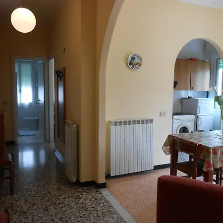 Casa Delfino Диано-Марина